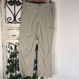 Columbia tan Omni shade sun protection hiking pant